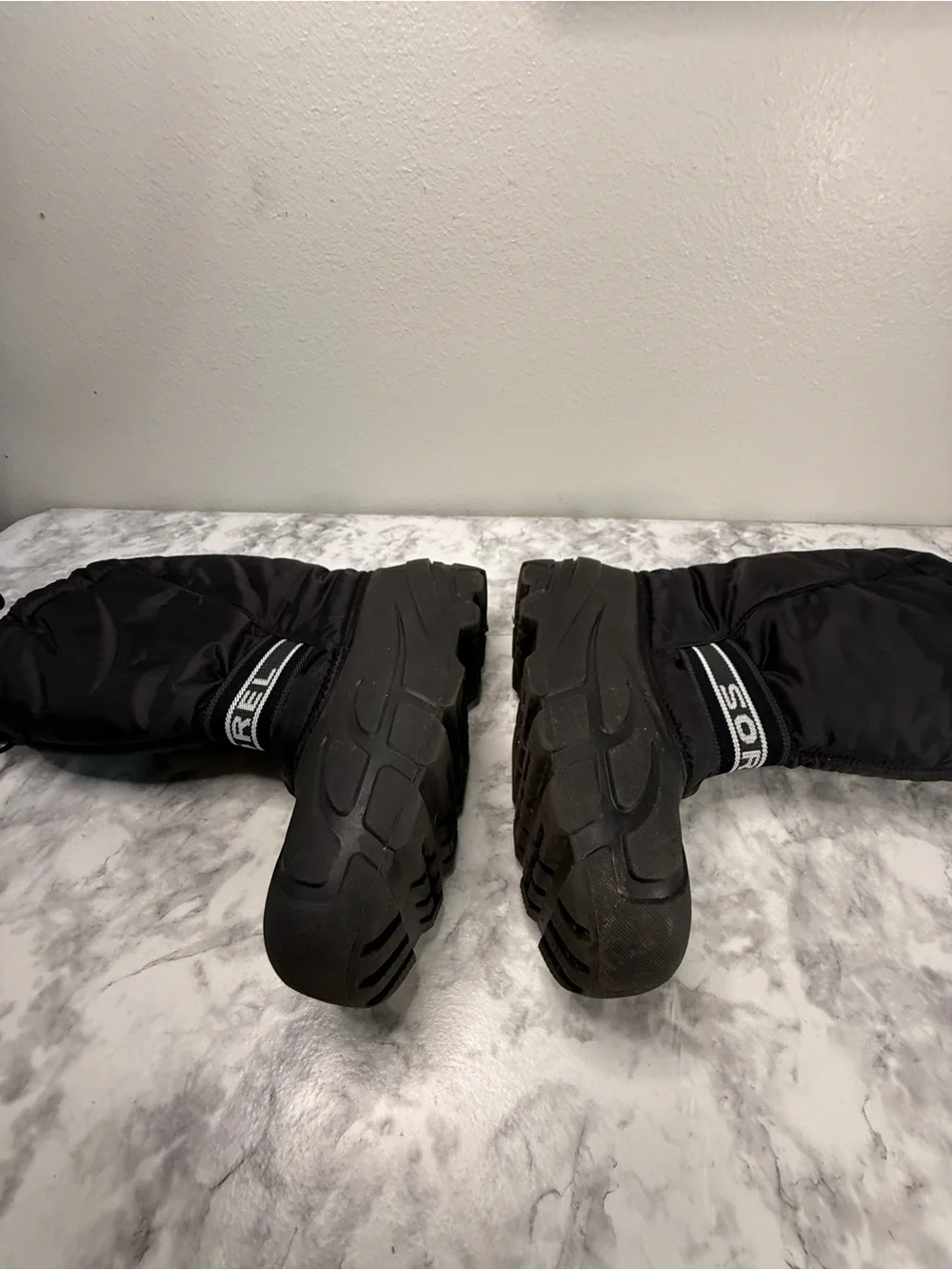 Sorel Unisex Insulated Waterproof Belted Mid Calf Snow Boots Black Size 7